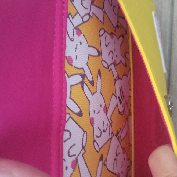 NWT Pokémon Pikachu mini backpack - Picture 3 of 8